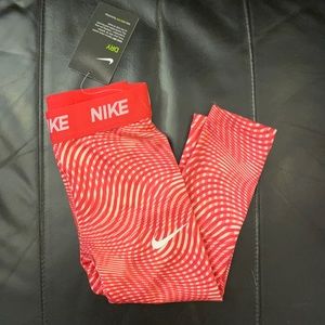 Brand new Nike dry fit pants size 3T